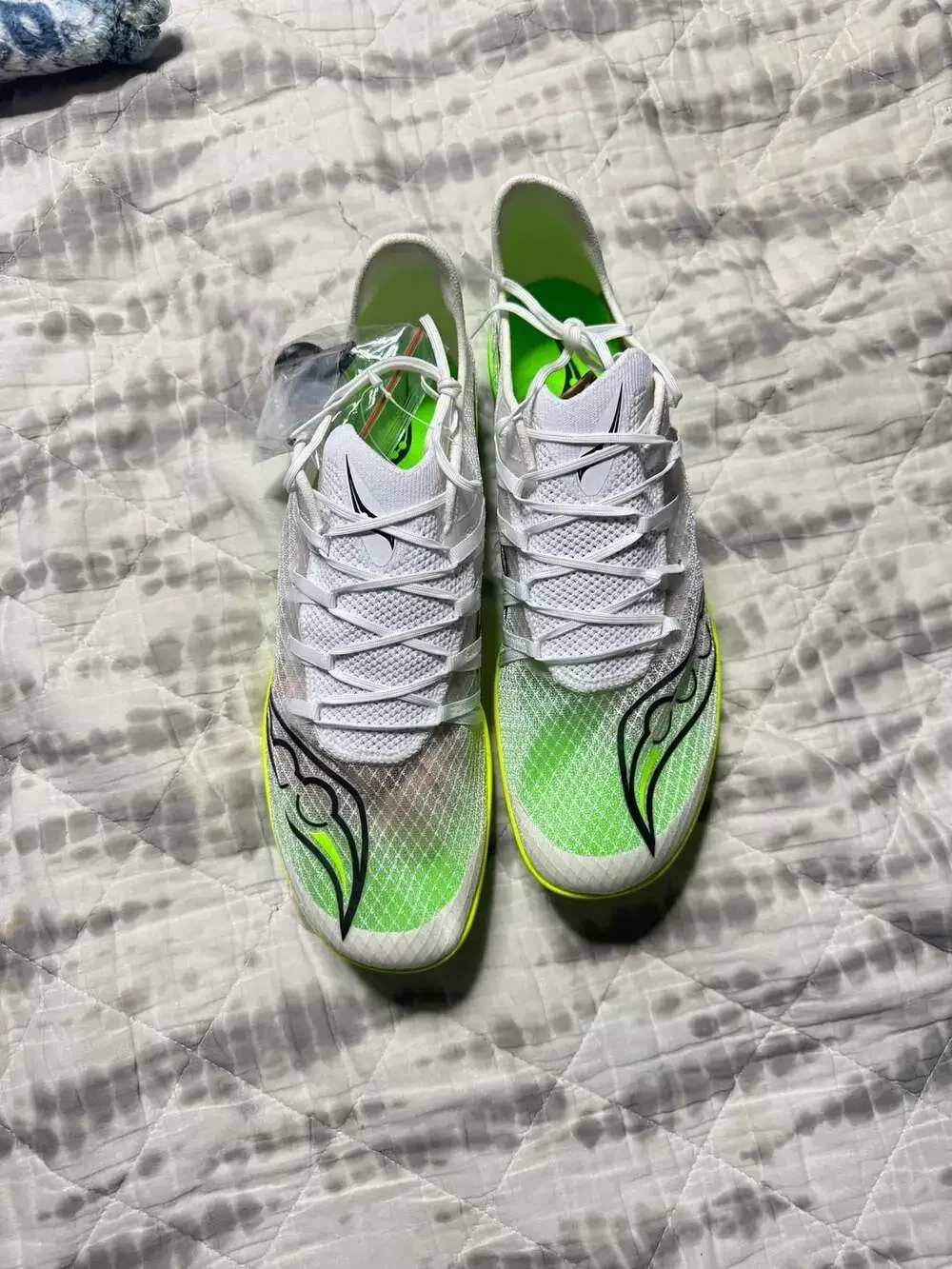 Saucony Terminal VT Mens Size 11.5 White Green Track & Field Spikes Shoes